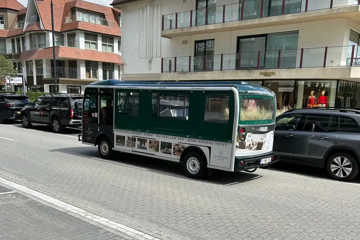Shopping Shuttle Knokke-Heist in Kustlaan.