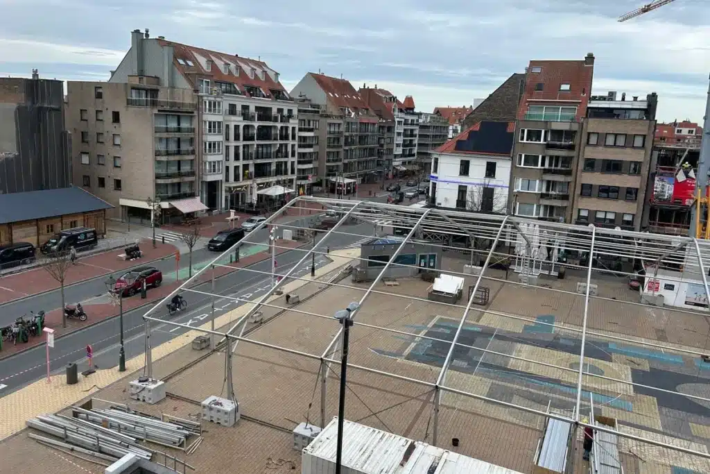 Werken ijspiste Knokke kant Lippenslaan. © Pavawyn